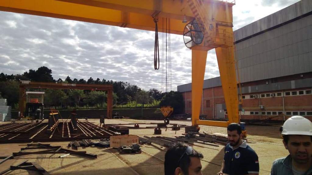 Visita técnica de los alumnos del 4to año de Ing. Electromecánica